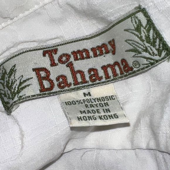 Tommy Bahama Embroidered ￼Swing Doctor Camp Shirt Medium - Picture 3 of 5